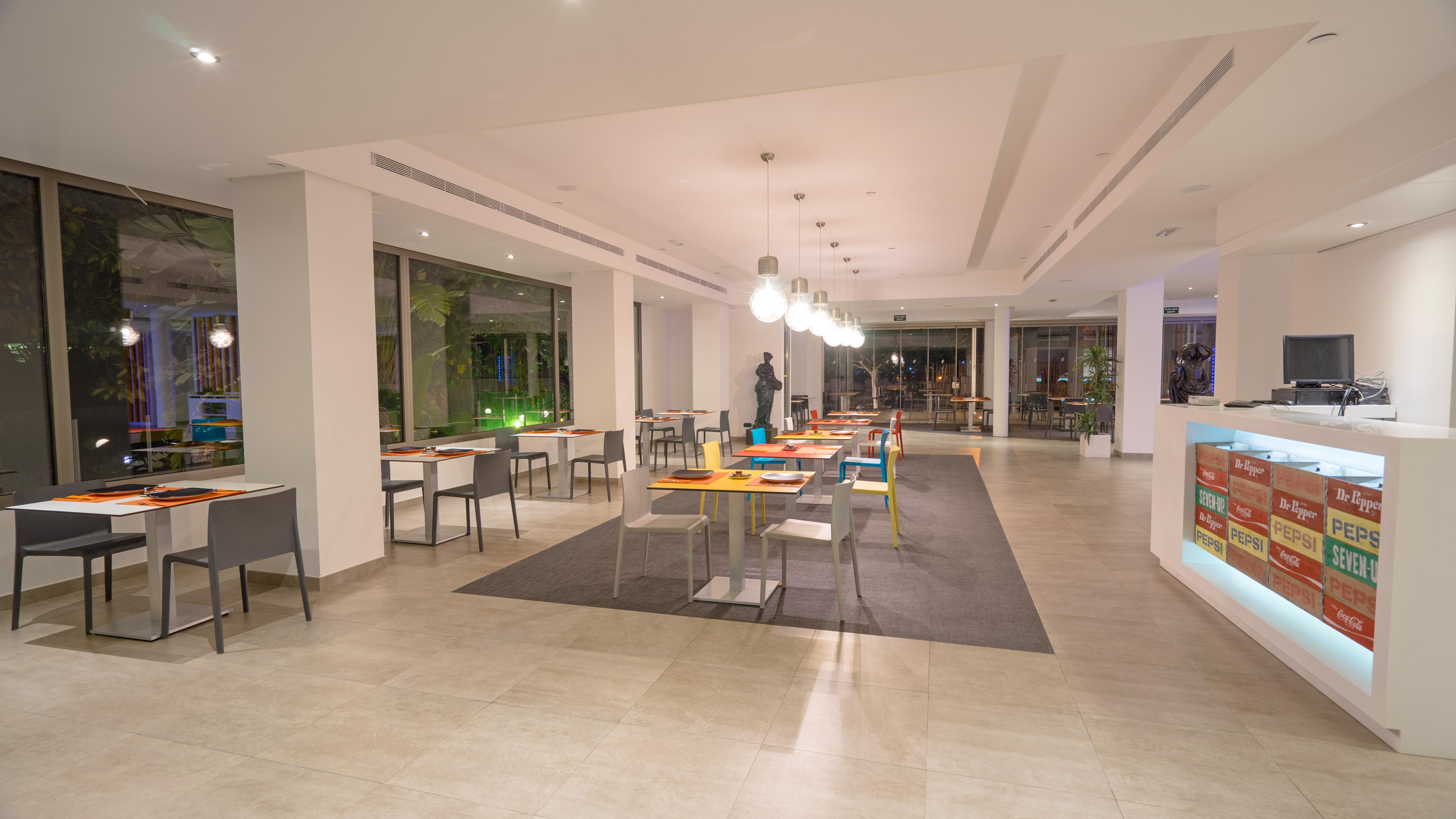 Thb Ocean Beach - Adults Only Сан-Антонио-Абад Экстерьер фото