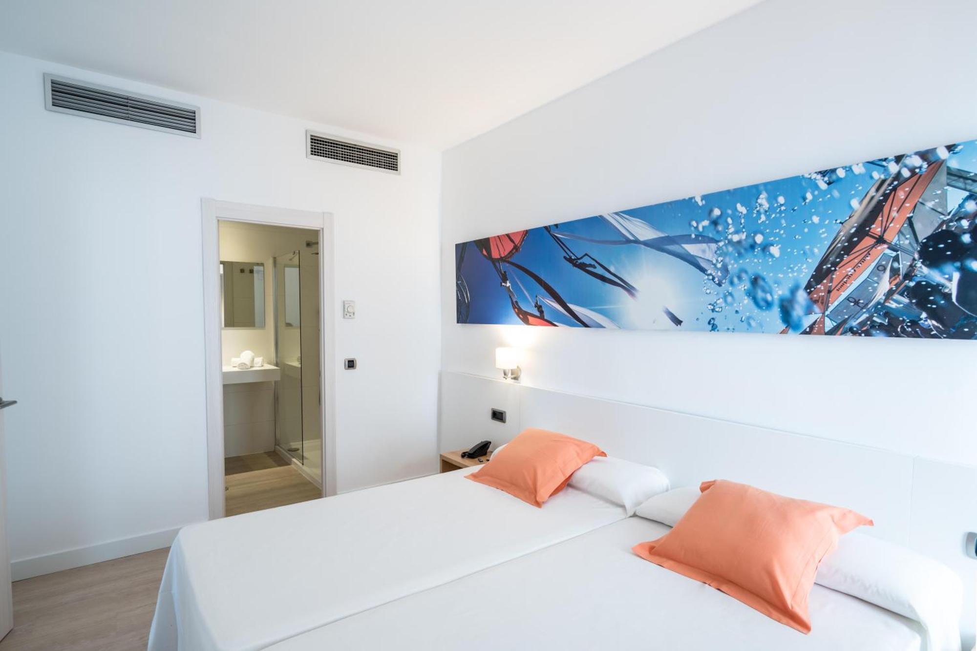 Thb Ocean Beach - Adults Only Сан-Антонио-Абад Экстерьер фото