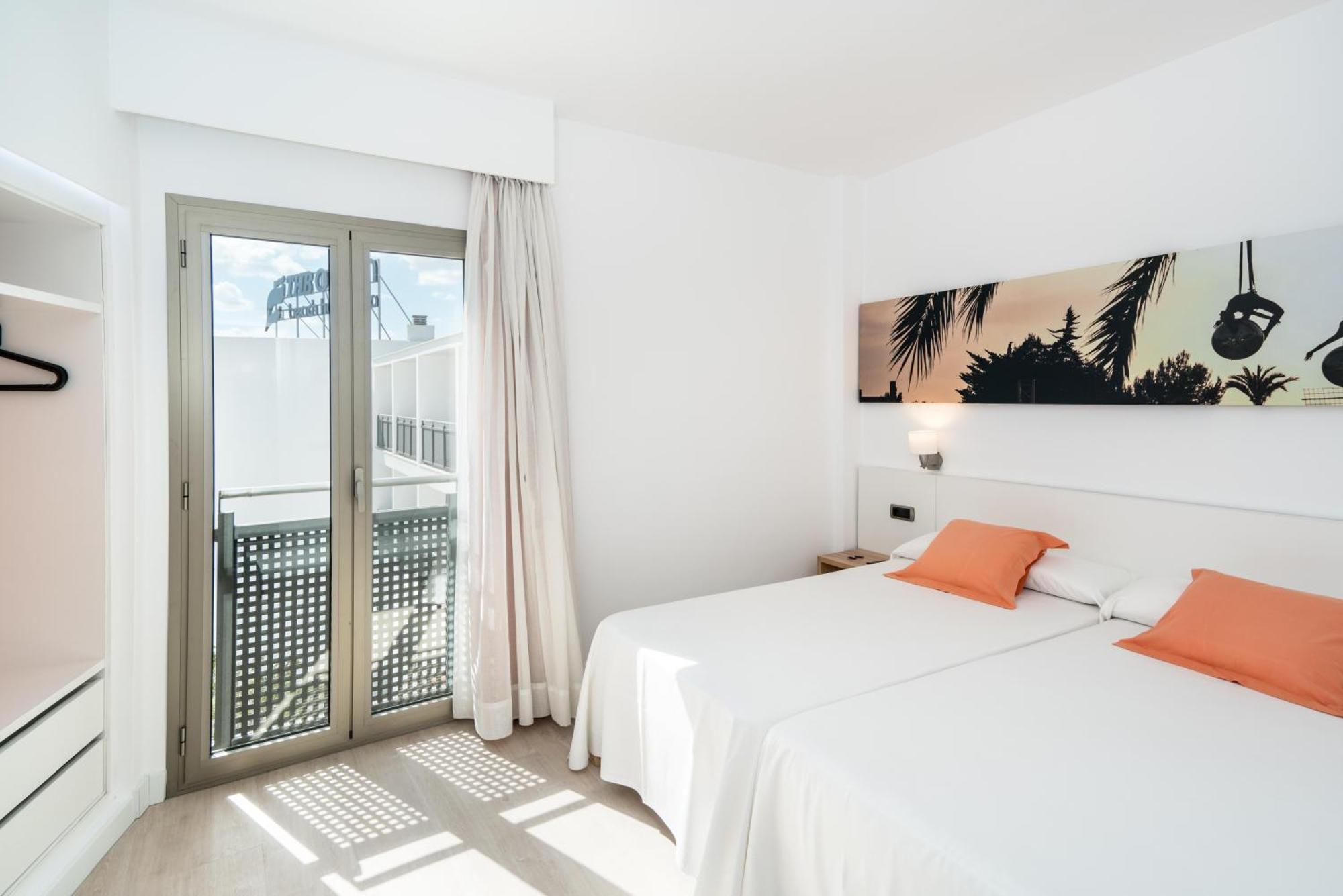 Thb Ocean Beach - Adults Only Сан-Антонио-Абад Экстерьер фото