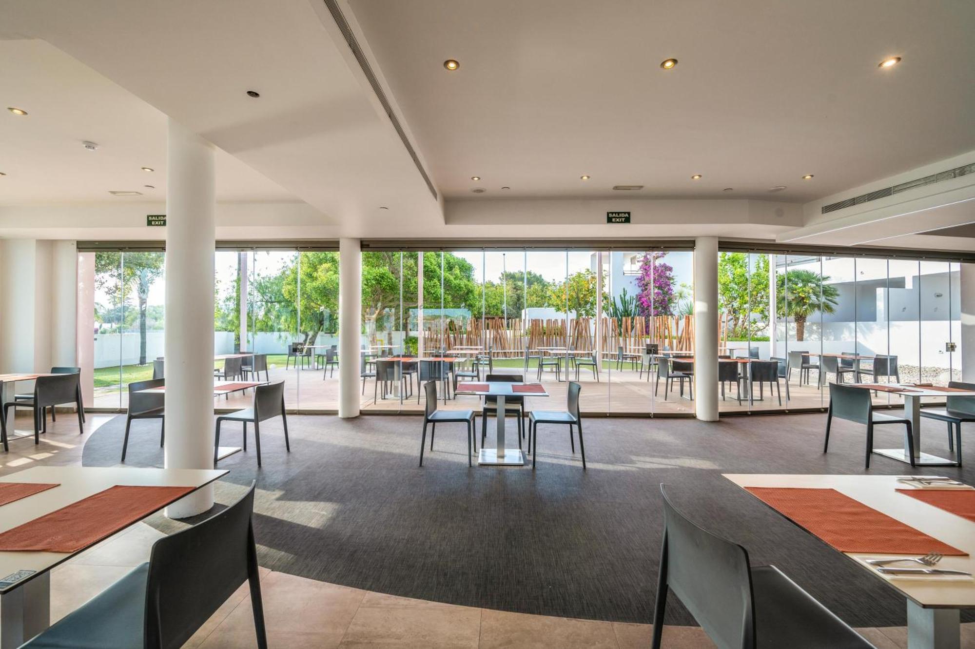 Thb Ocean Beach - Adults Only Сан-Антонио-Абад Экстерьер фото