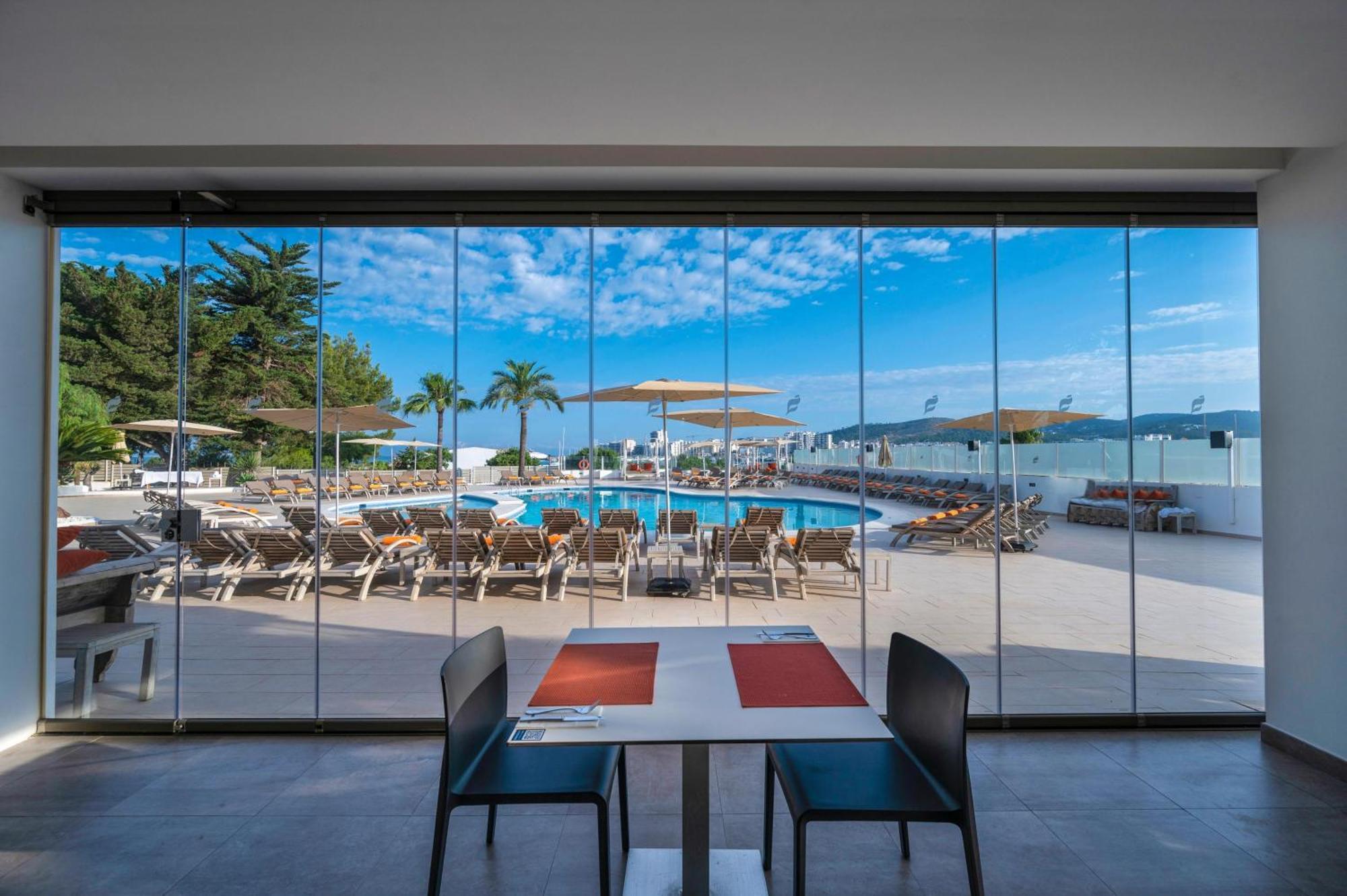 Thb Ocean Beach - Adults Only Сан-Антонио-Абад Экстерьер фото